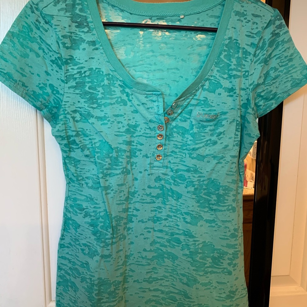 Guess top